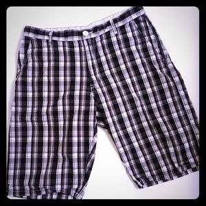 DKNY Active mens plaid shorts size 34
